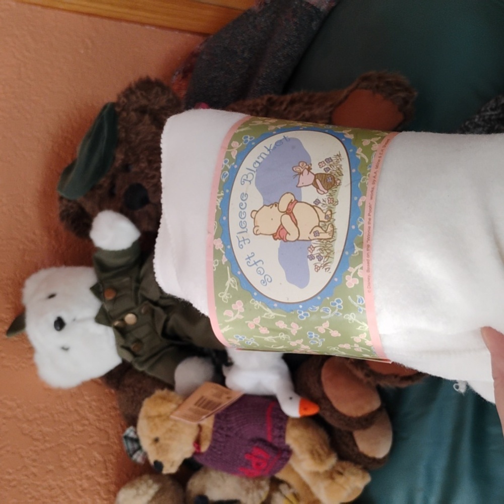 🍯 Winnie The Pooh BABY BLANKET  IVORY TEDDY FLEECE  VELVETY SOFT